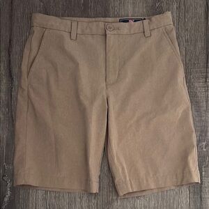 Boys Vineyard Vines Tan Chino Shorts Flat Front, Size: 12